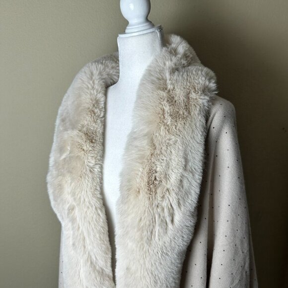 La Fiorentina Embellished Faux Fur Studded Shawl Wrap Sweater One Size - Picture 4 of 11
